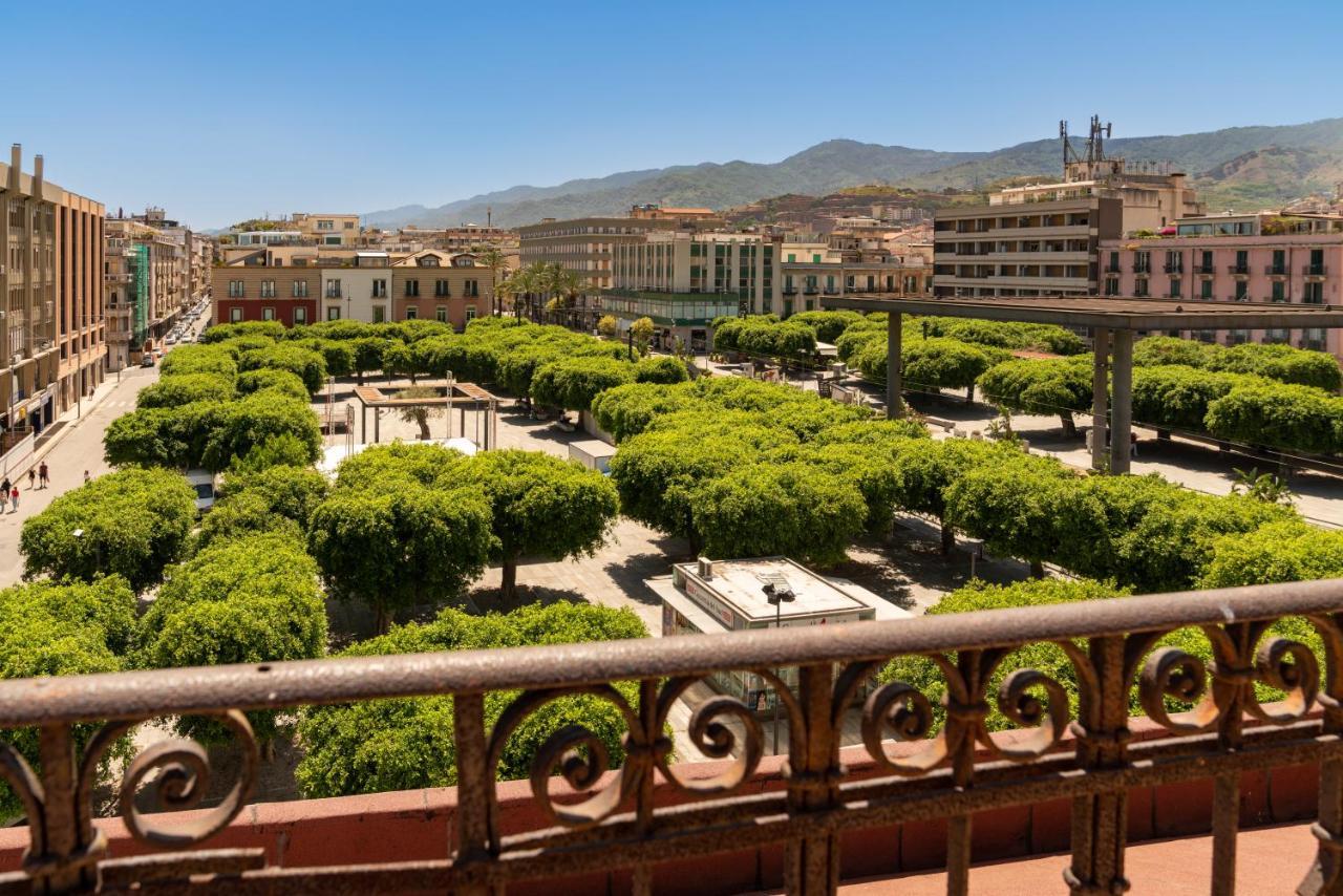 Le Stanze Di Piazza Cairoli Hotell Messina Exteriör bild