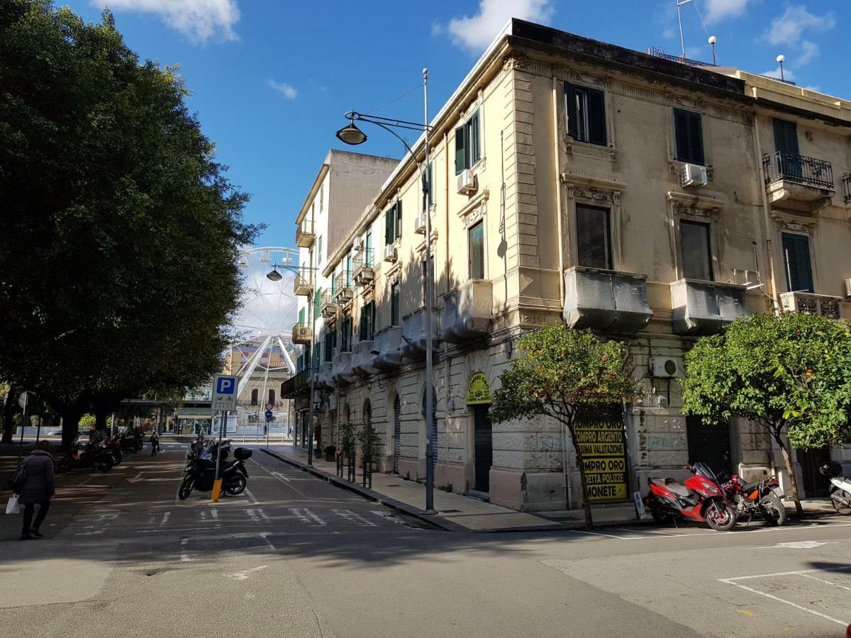 Le Stanze Di Piazza Cairoli Hotell Messina Exteriör bild